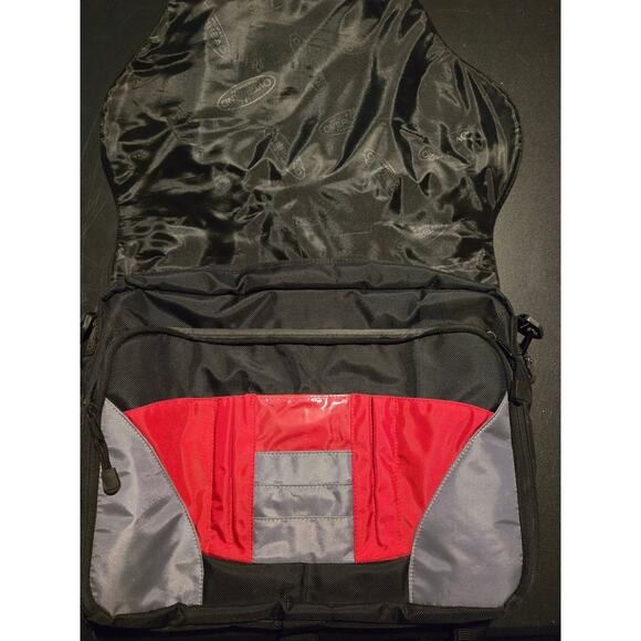 Overland Travel Ware Messenger Laptop Travel Shoulder Bag Red Black Gray Unisex - Picture 2 of 6